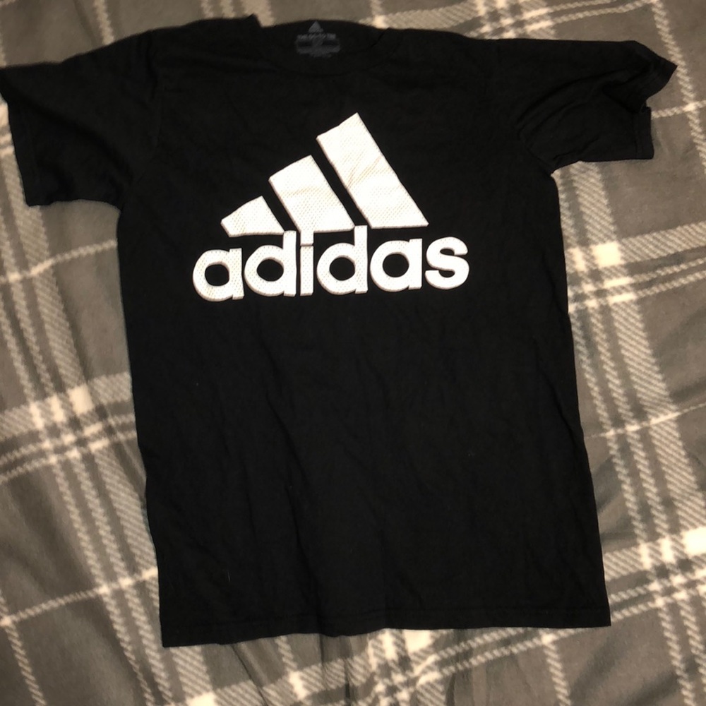 Adidas T-Shirt